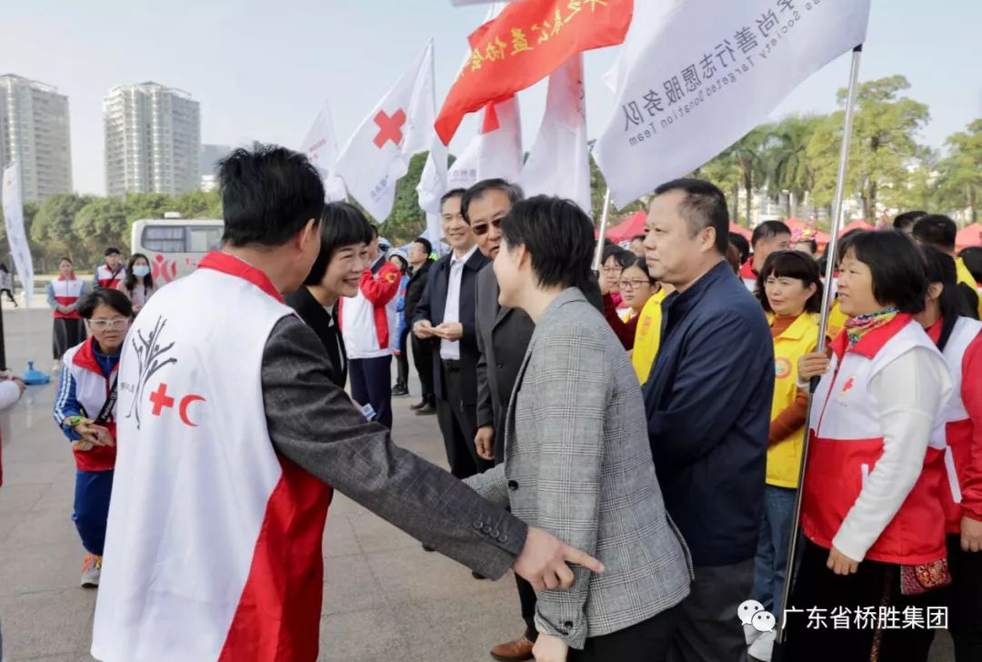 “珠三角9市紅十字人道博愛穿越行”-惠州站活動(dòng)，希望愛心灑滿美麗的惠州，陽(yáng)光溫暖這座城市 